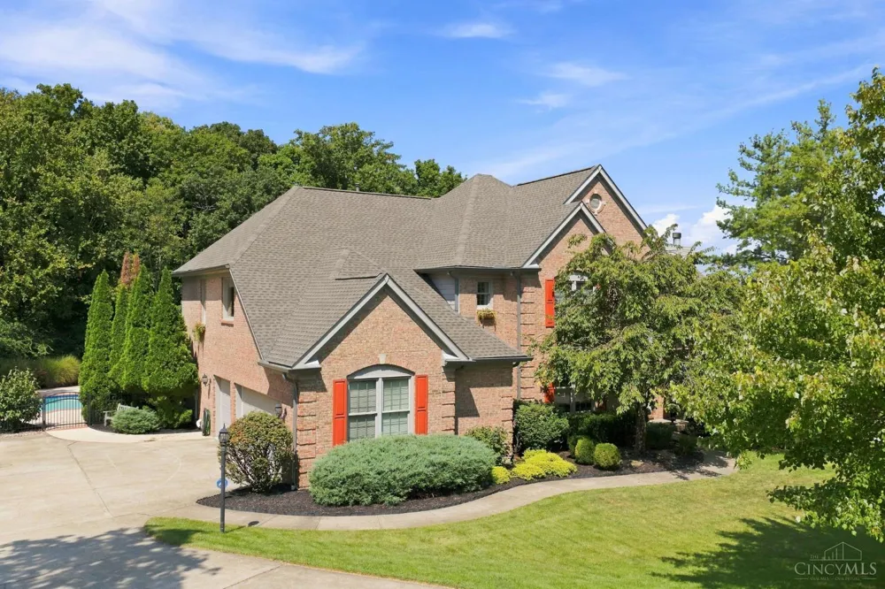 8188 Wycliffe Drive Anderson, OH 45244