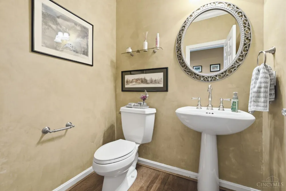 8188 Wycliffe Drive Anderson, OH 45244
