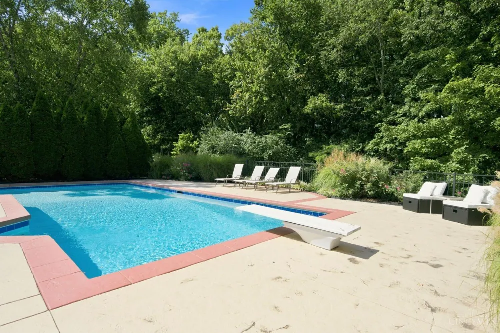 8188 Wycliffe Drive Anderson, OH 45244