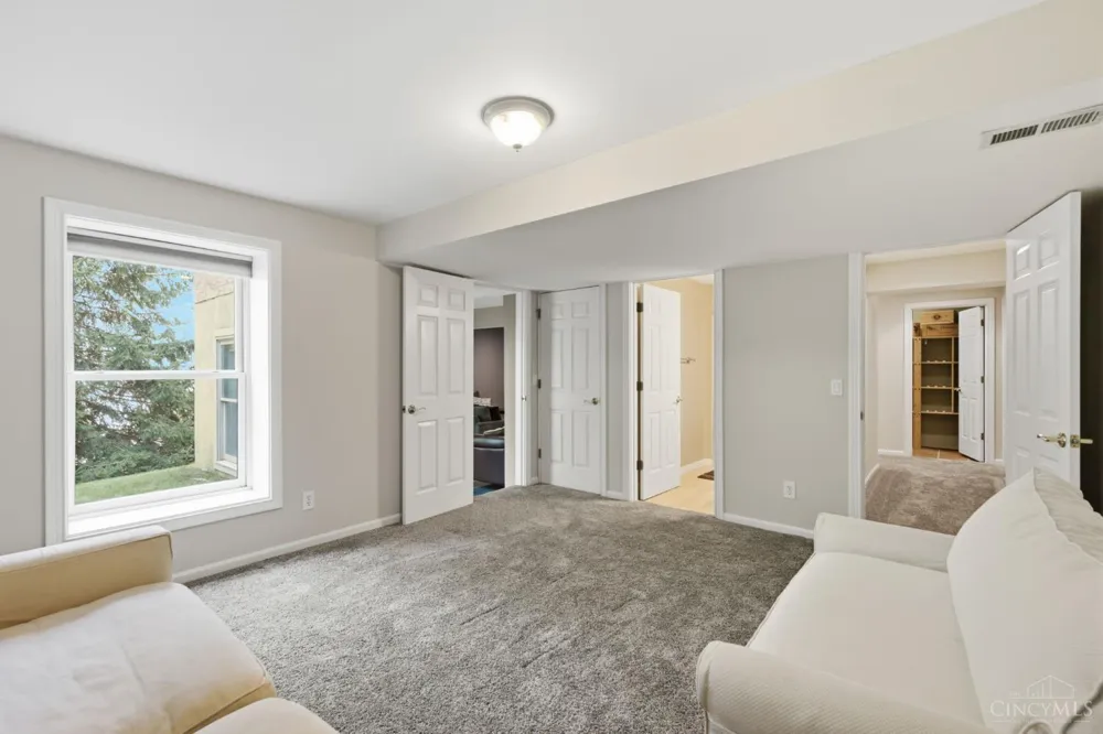 8188 Wycliffe Drive Anderson, OH 45244