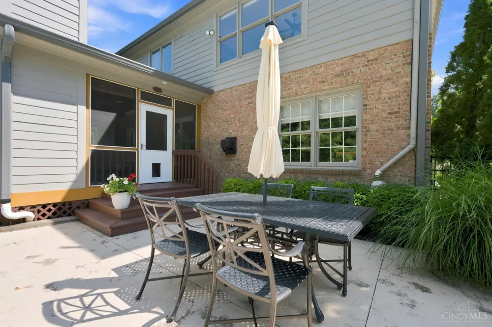 8188 Wycliffe Drive Anderson, OH 45244