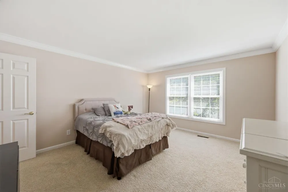 8188 Wycliffe Drive Anderson, OH 45244