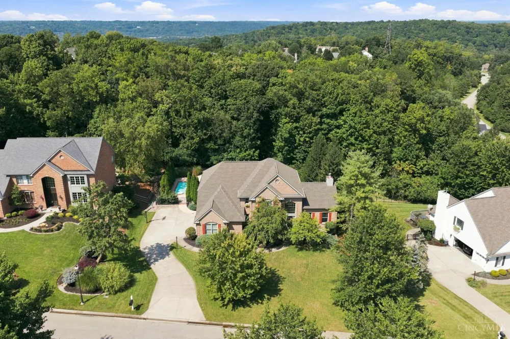 8188 Wycliffe Drive Anderson, OH 45244