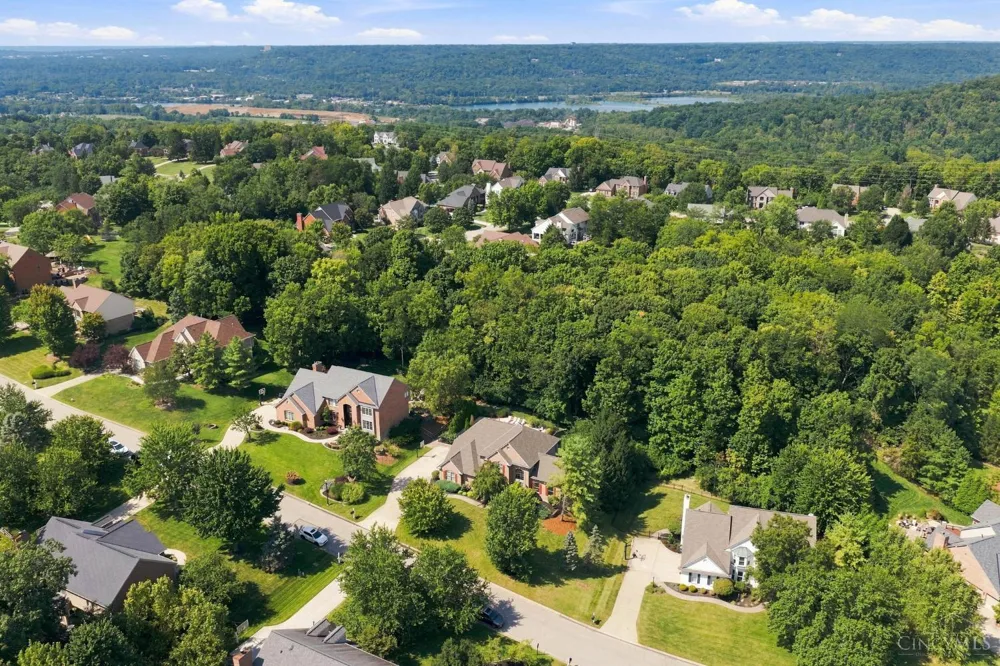 8188 Wycliffe Drive Anderson, OH 45244