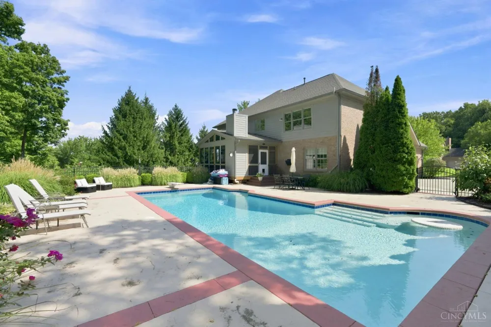 8188 Wycliffe Drive Anderson, OH 45244