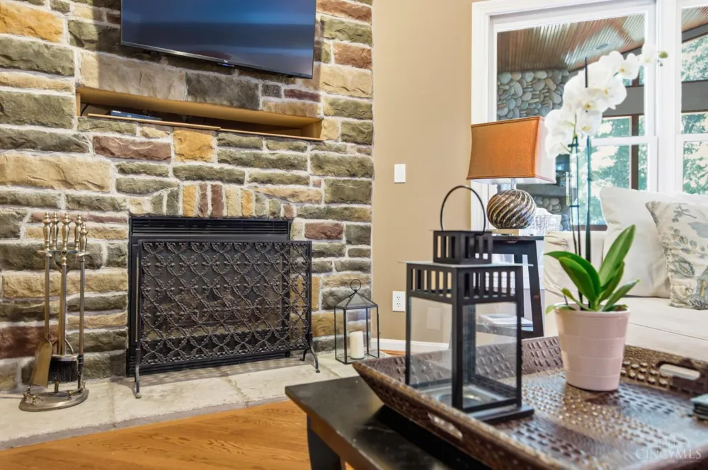 8188 Wycliffe Drive Anderson, OH 45244