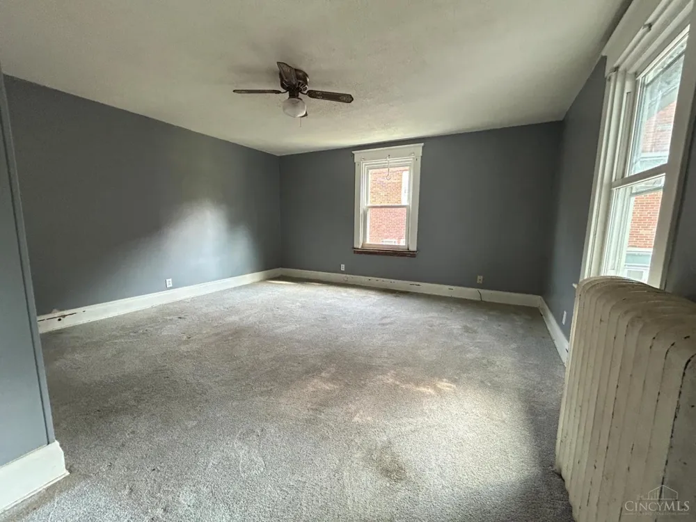 3958 Washington Avenue Cheviot, OH 45211