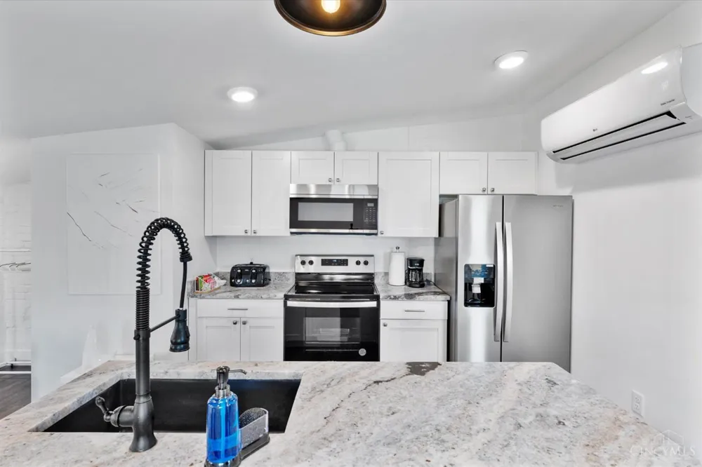 18 W Elder Street #7 Cincinnati, OH 45202