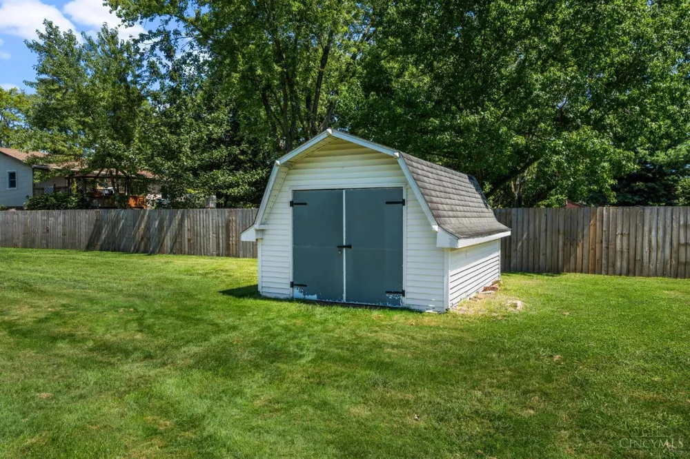 5277 Gabbard Drive St Clair, OH 45067