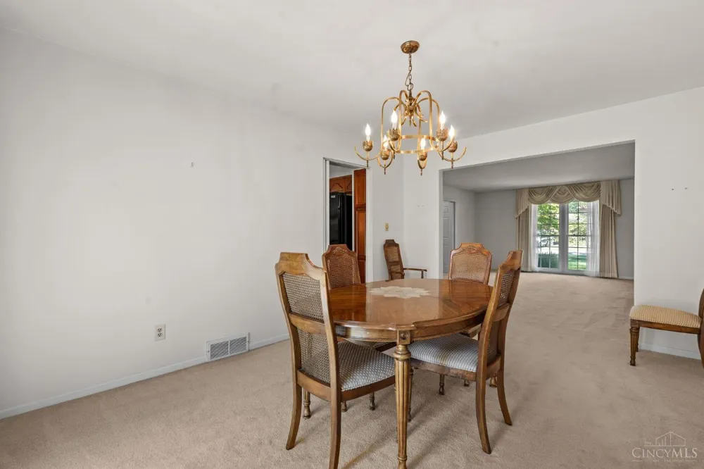 5277 Gabbard Drive St Clair, OH 45067