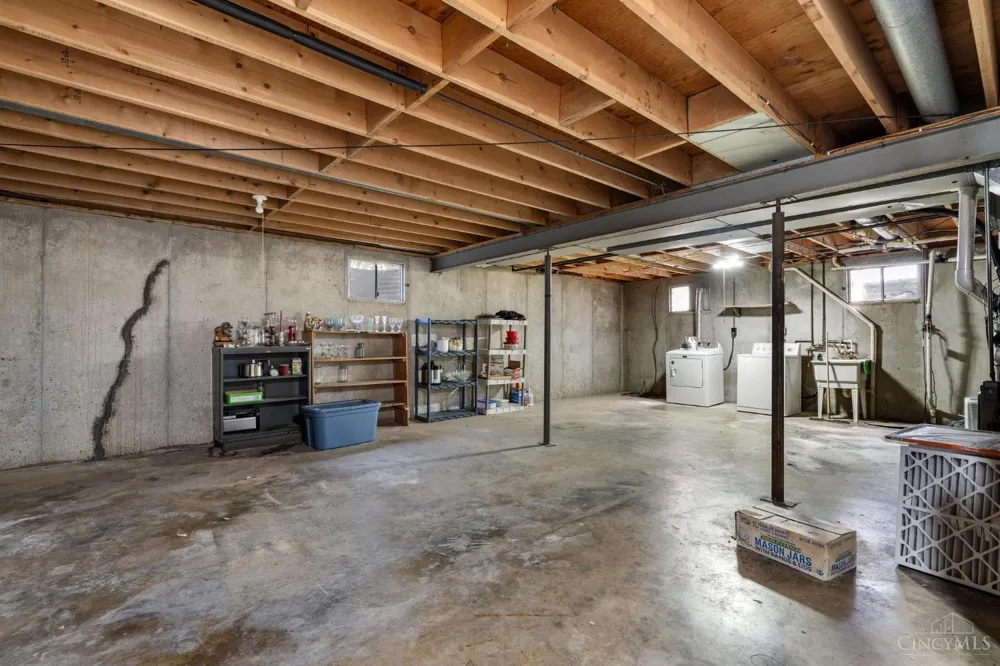 5277 Gabbard Drive St Clair, OH 45067