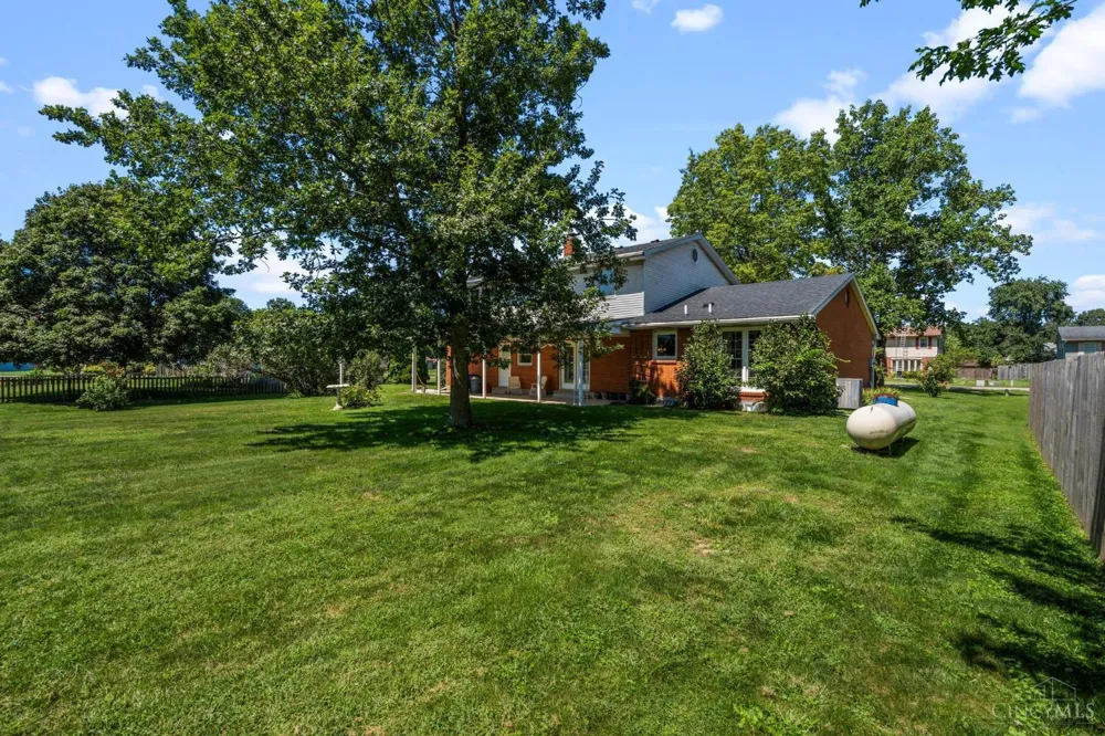 5277 Gabbard Drive St Clair, OH 45067