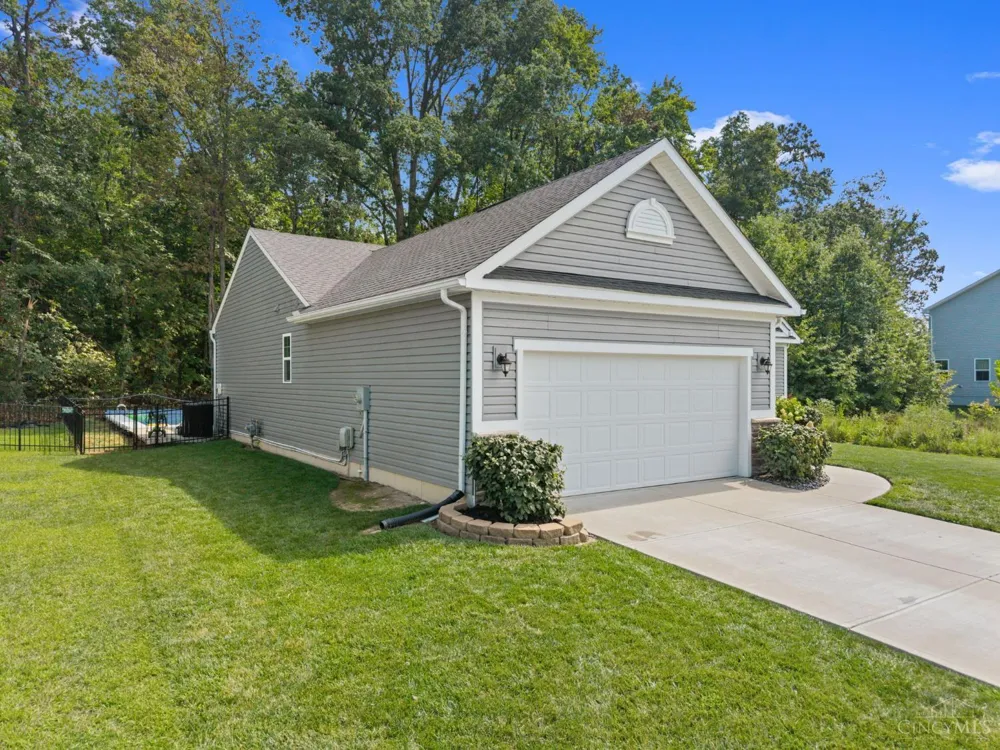 2320 Bridgewater Drive Batavia, OH 45103