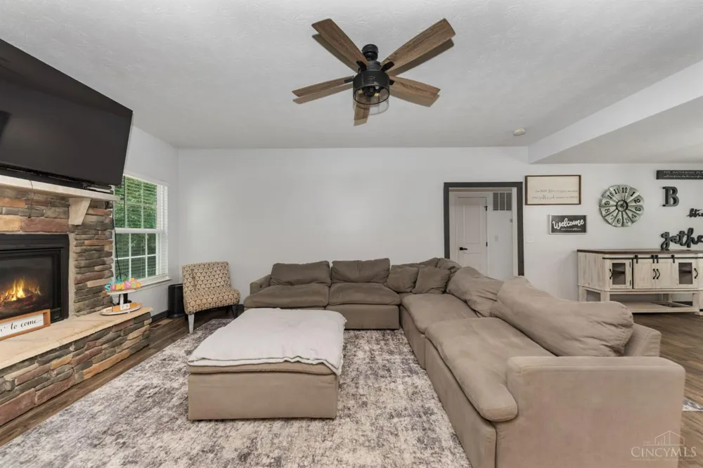 2320 Bridgewater Drive Batavia, OH 45103