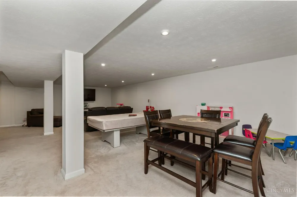 2320 Bridgewater Drive Batavia, OH 45103