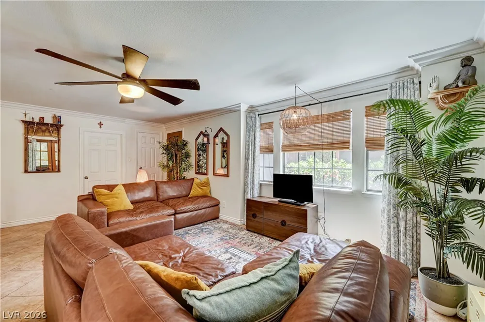 5889 Laredo Street Las Vegas, NV 89146