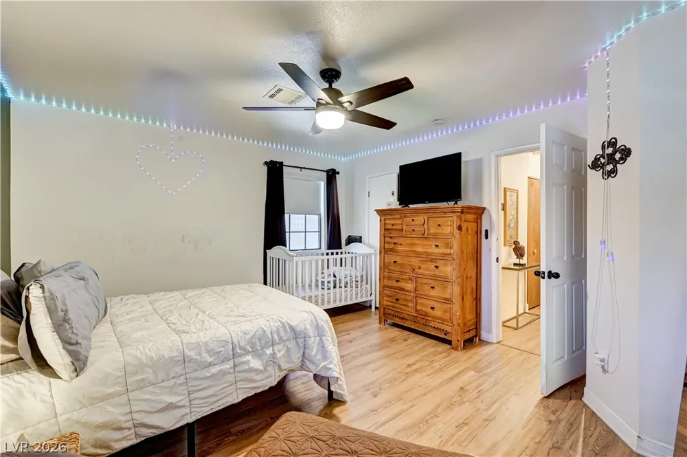 5889 Laredo Street Las Vegas, NV 89146