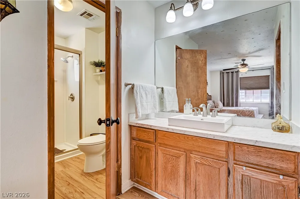 5889 Laredo Street Las Vegas, NV 89146