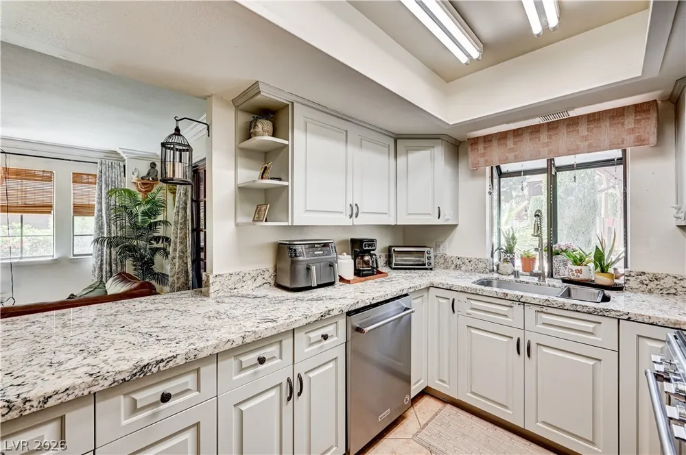5889 Laredo Street Las Vegas, NV 89146