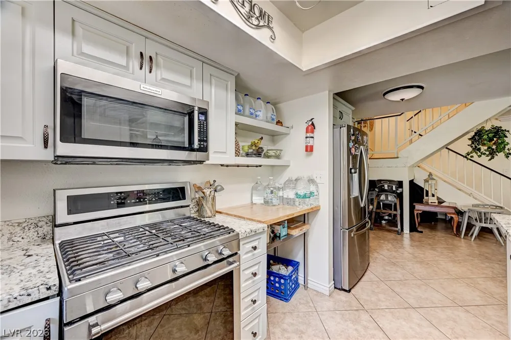 5889 Laredo Street Las Vegas, NV 89146