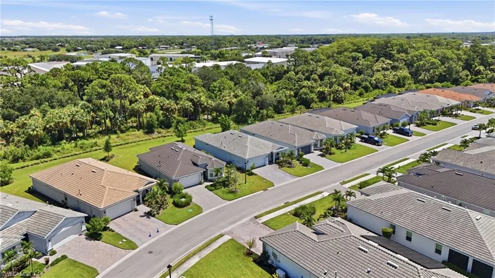 7517 Paradise Tree Drive North Fort Myers, FL 33917