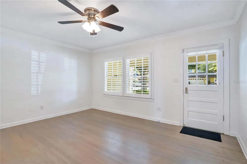 2102 HARRISON AVENUE Orlando, FL 32804