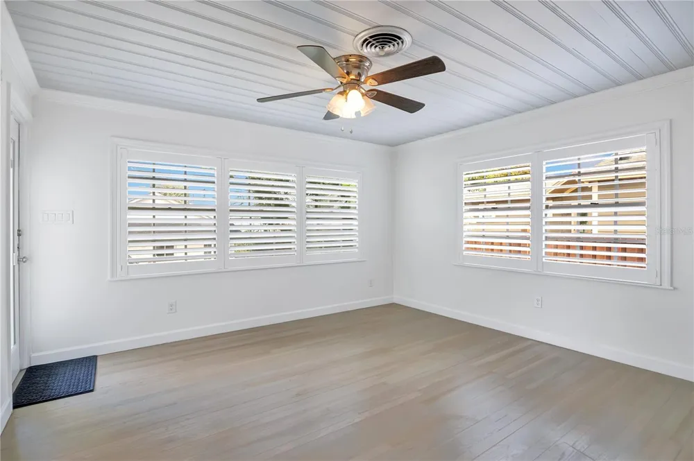 2102 HARRISON AVENUE Orlando, FL 32804