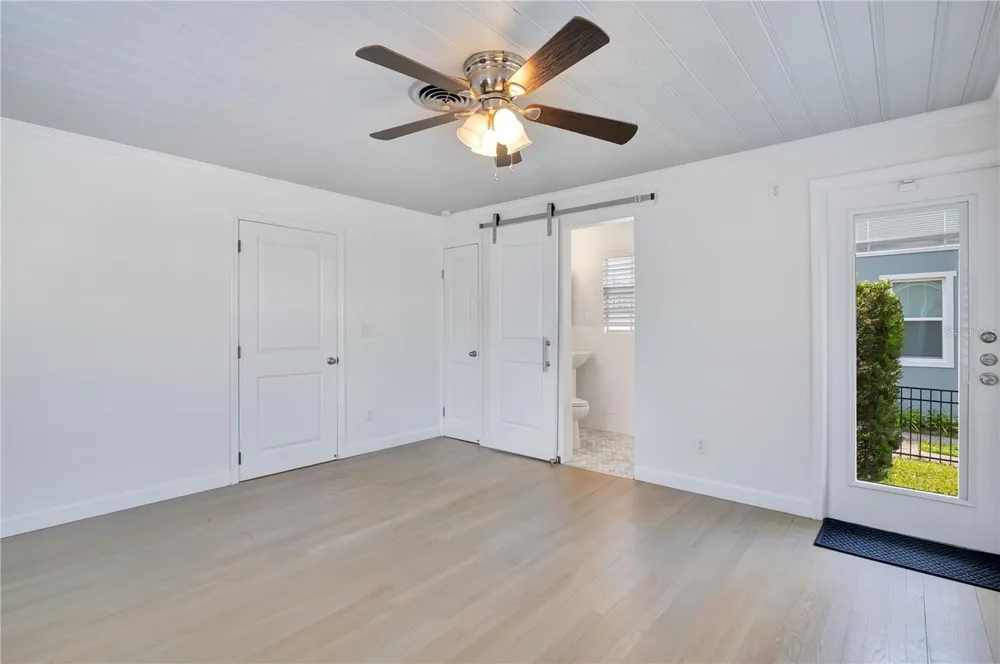 2102 HARRISON AVENUE Orlando, FL 32804