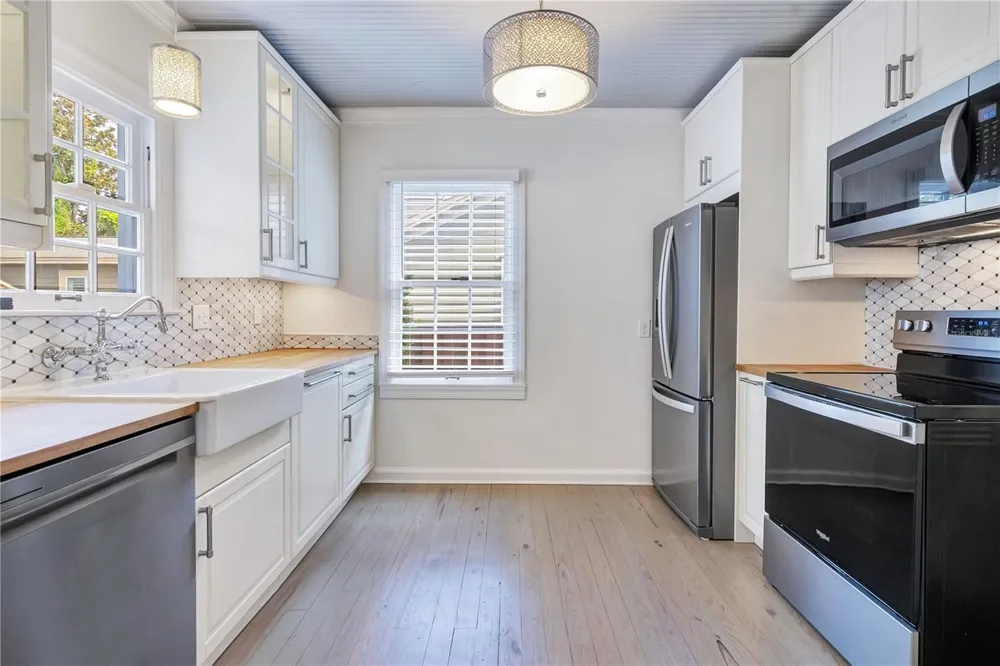 2102 HARRISON AVENUE Orlando, FL 32804