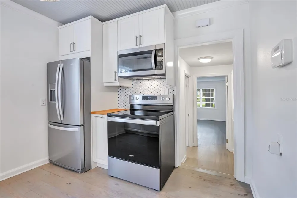 2102 HARRISON AVENUE Orlando, FL 32804