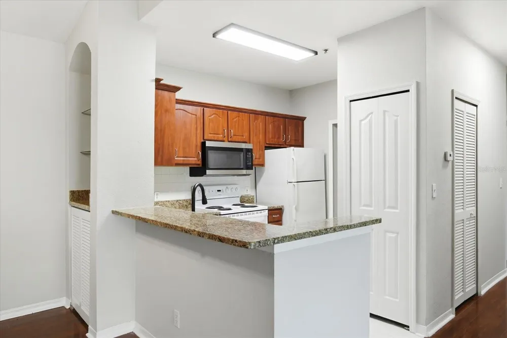 5703 LEGACY CRESCENT PLACE #301 Riverview, FL 33578