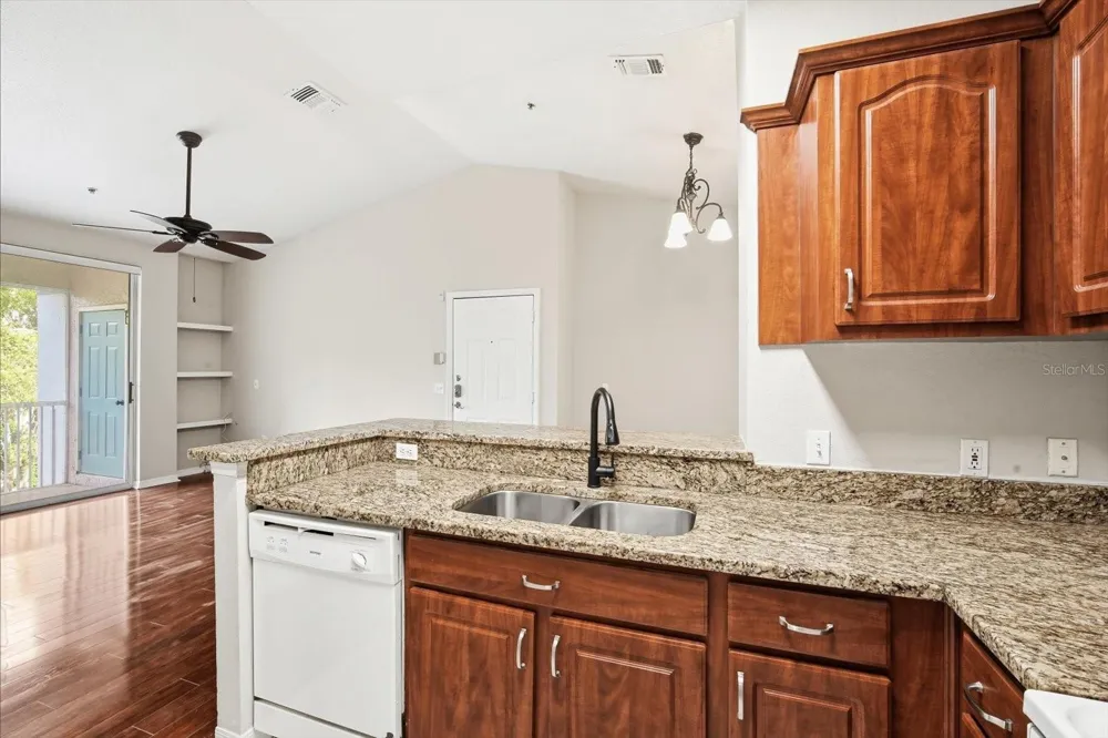 5703 LEGACY CRESCENT PLACE #301 Riverview, FL 33578