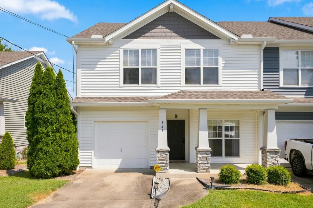 421 Normandy Cir Nashville, TN 37209