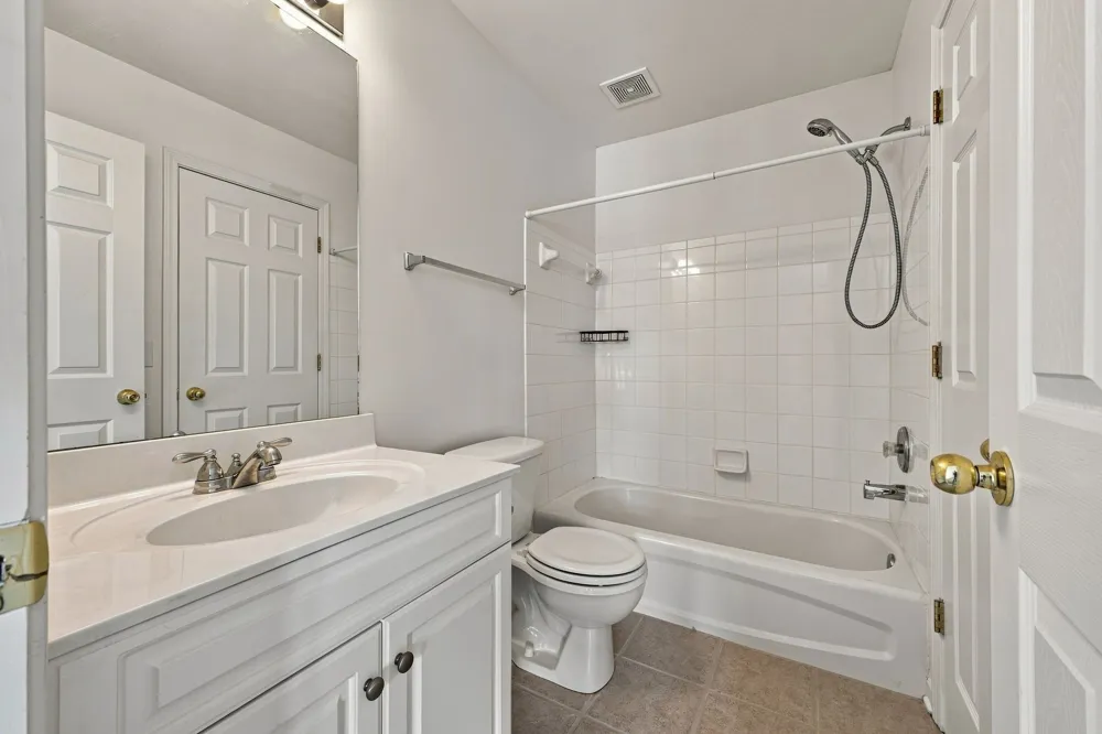 421 Normandy Cir Nashville, TN 37209