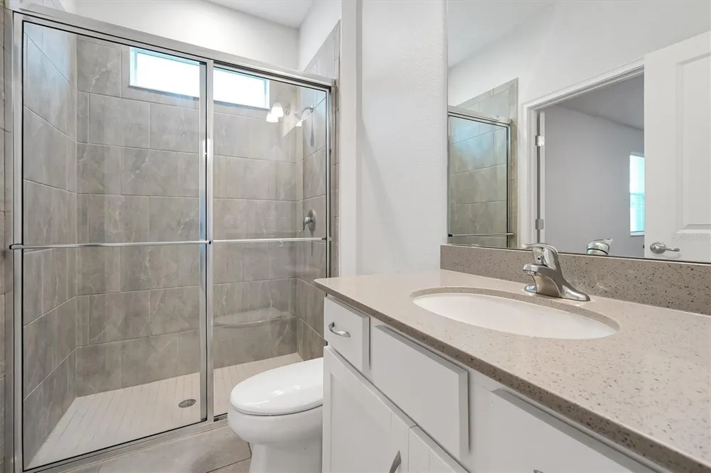 1121 HENDON LOOP Davenport, FL 33837