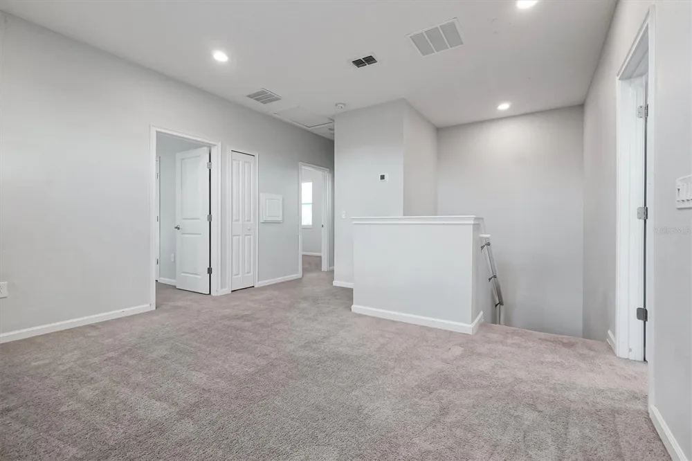 1121 HENDON LOOP Davenport, FL 33837