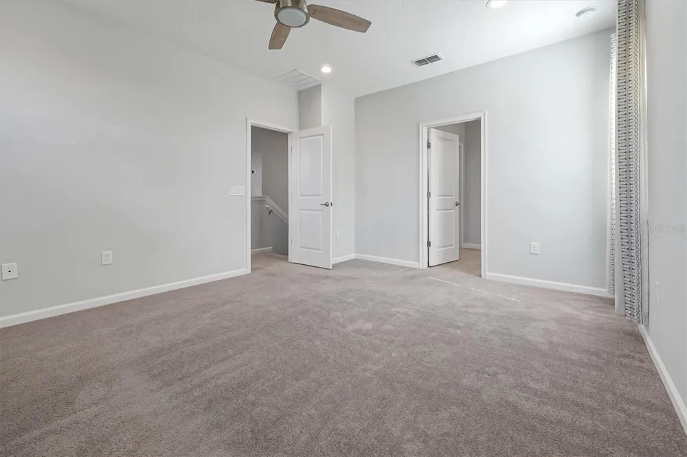 1121 HENDON LOOP Davenport, FL 33837