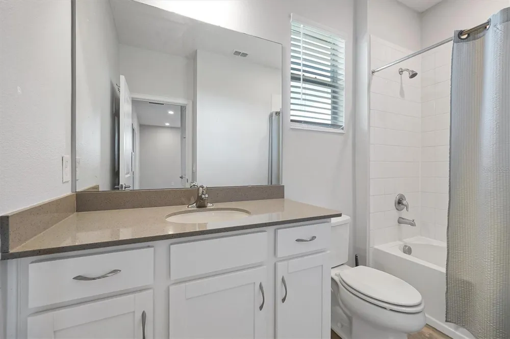 1121 HENDON LOOP Davenport, FL 33837