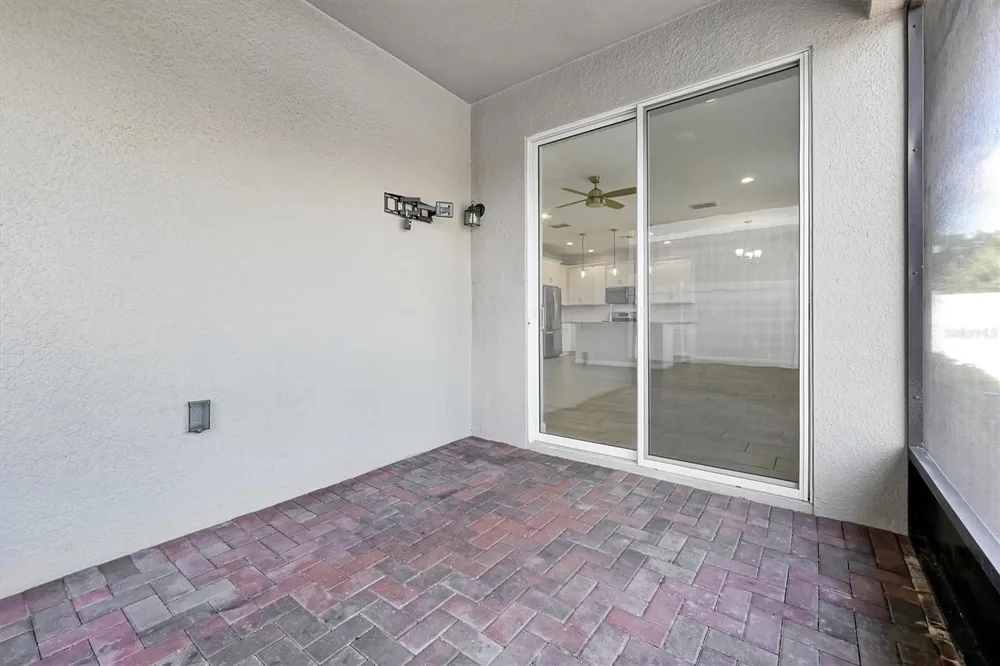 1121 HENDON LOOP Davenport, FL 33837