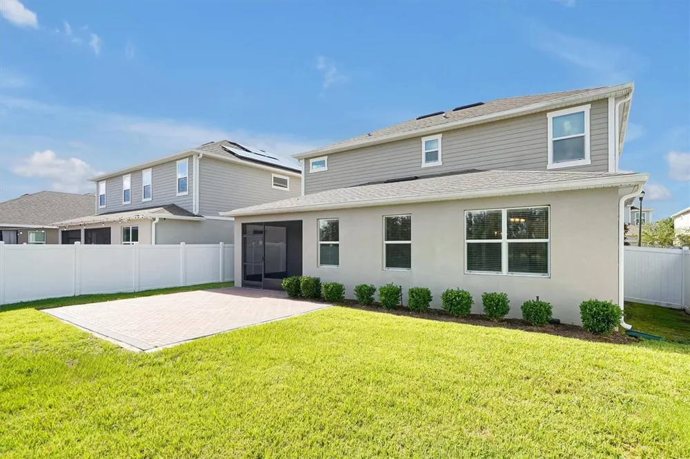 1121 HENDON LOOP Davenport, FL 33837