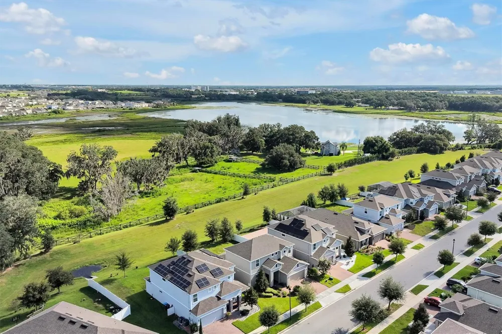 1121 HENDON LOOP Davenport, FL 33837