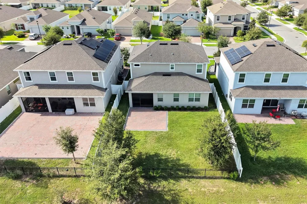 1121 HENDON LOOP Davenport, FL 33837