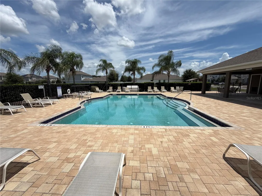1121 HENDON LOOP Davenport, FL 33837