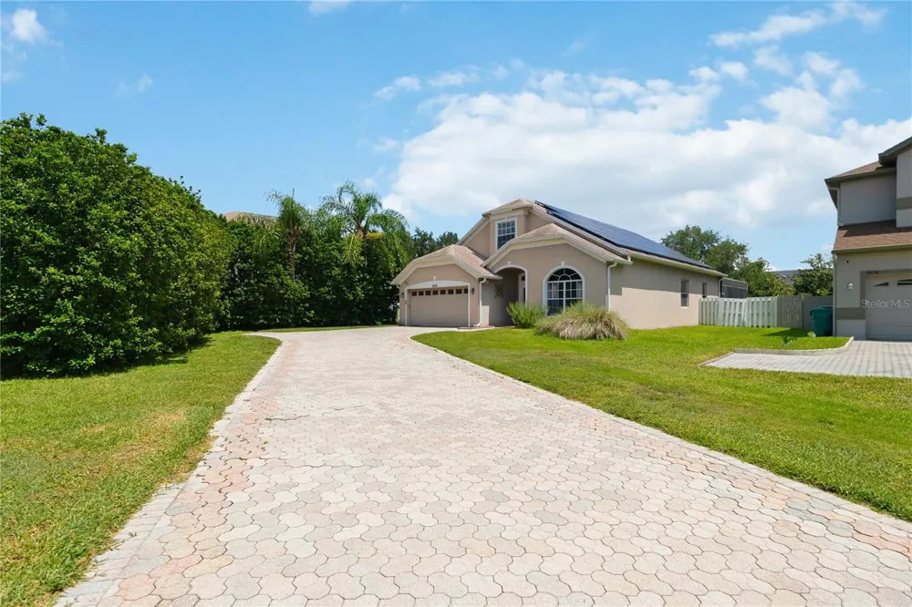 6658 LAKE PEMBROKE PLACE Orlando, FL 32829