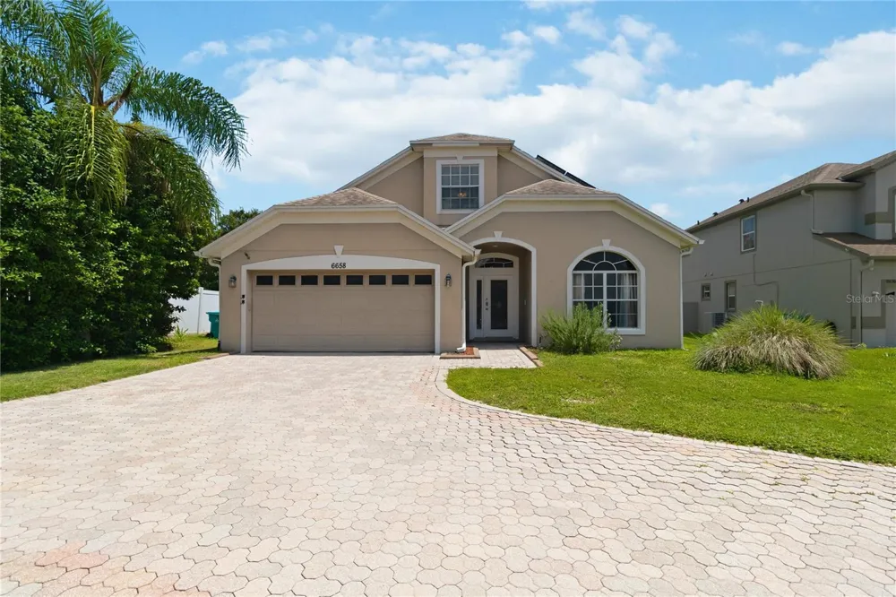 6658 LAKE PEMBROKE PLACE Orlando, FL 32829