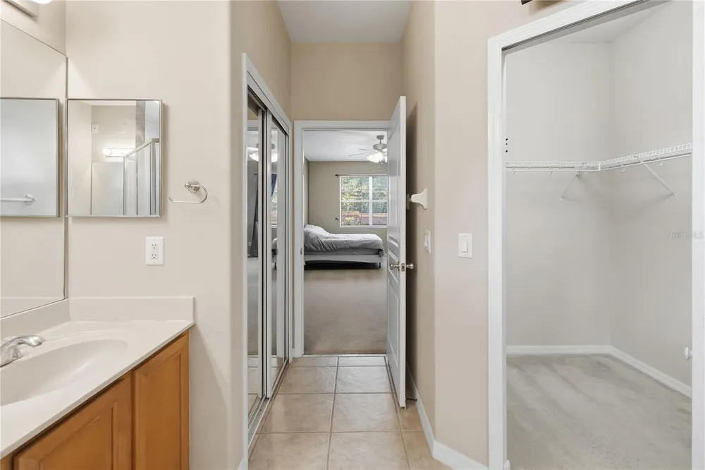 6658 LAKE PEMBROKE PLACE Orlando, FL 32829