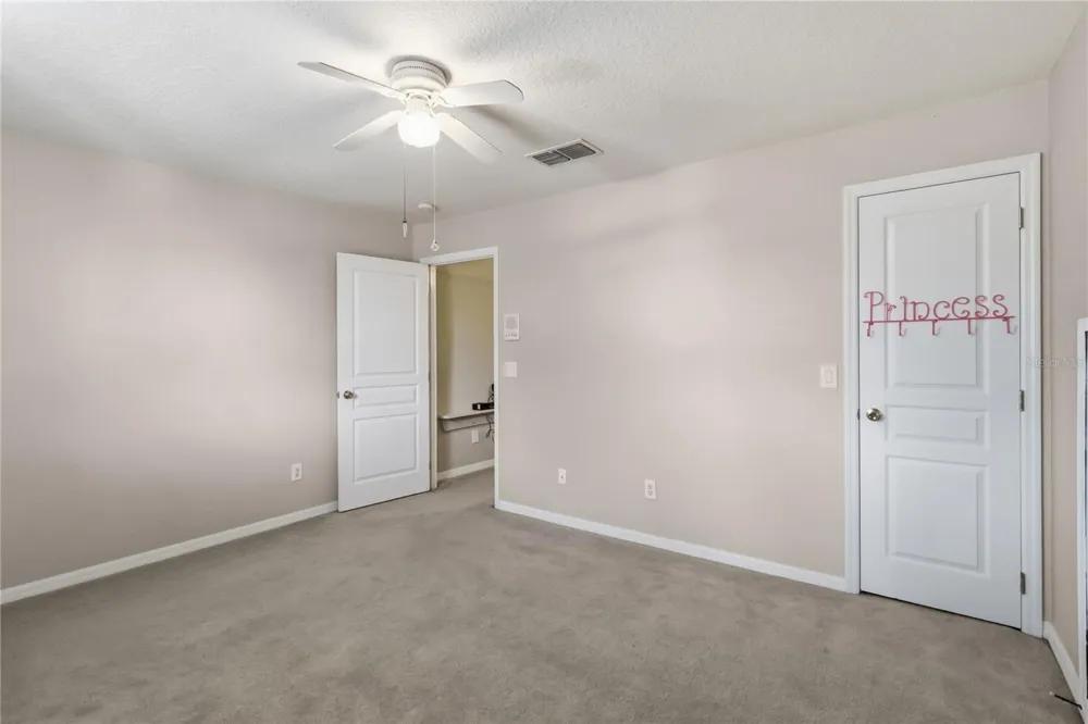 6658 LAKE PEMBROKE PLACE Orlando, FL 32829