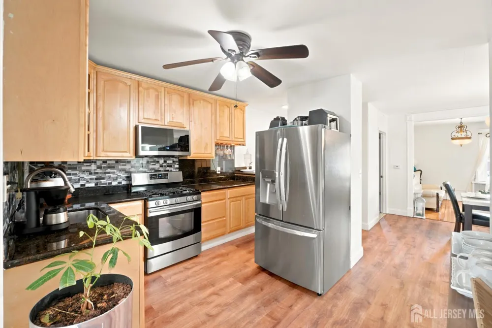 583 McKeon Street Perth Amboy, NJ 08861