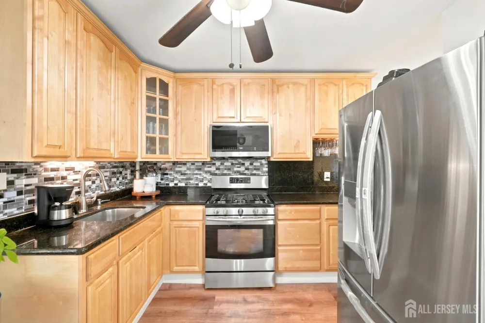 583 McKeon Street Perth Amboy, NJ 08861