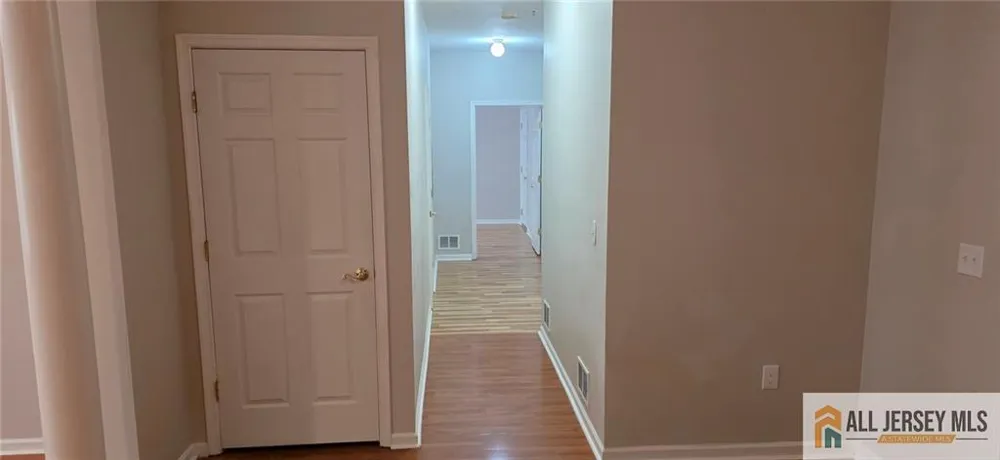 35 Forest Drive #35 Piscataway, NJ 08854